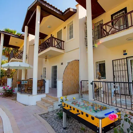 Henna Fethiye